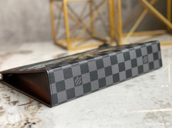 Cheap VUITTON VOYAGE LOUIS POCHETTE 0802